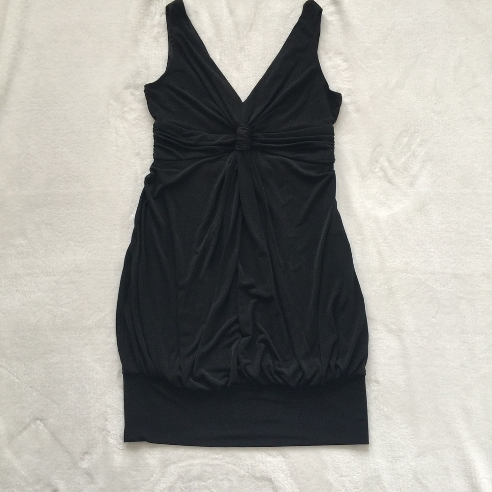 Twist-Front Sleeveless Cinched Bottom Dress